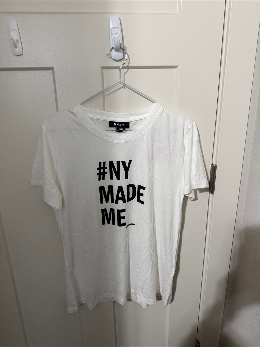 NWT DKNY White Tee with Black Graphic Text SU1